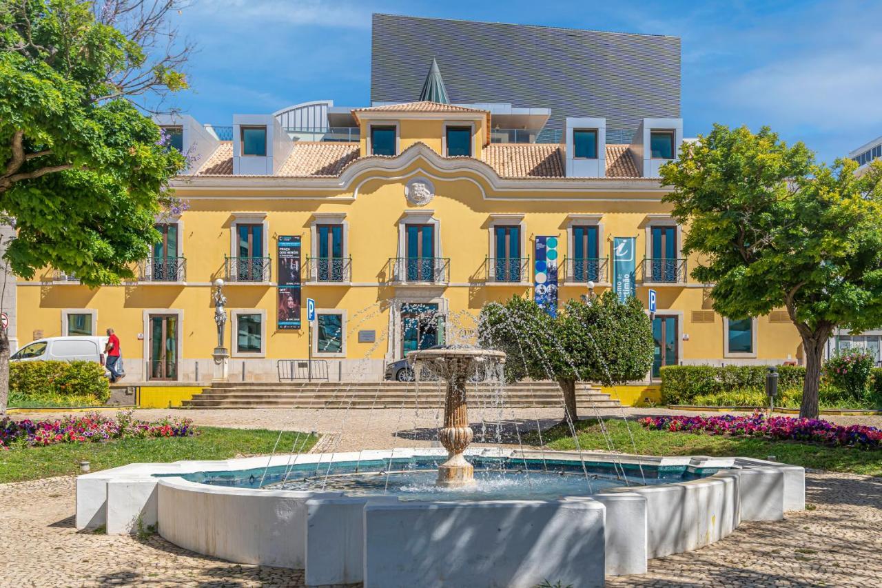House In The Historic Center- Portimao Villa Buitenkant foto
